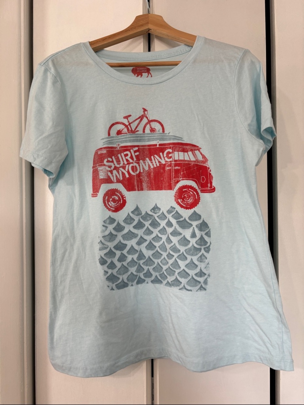 Surf Wyoming women’s graphic tee shirt